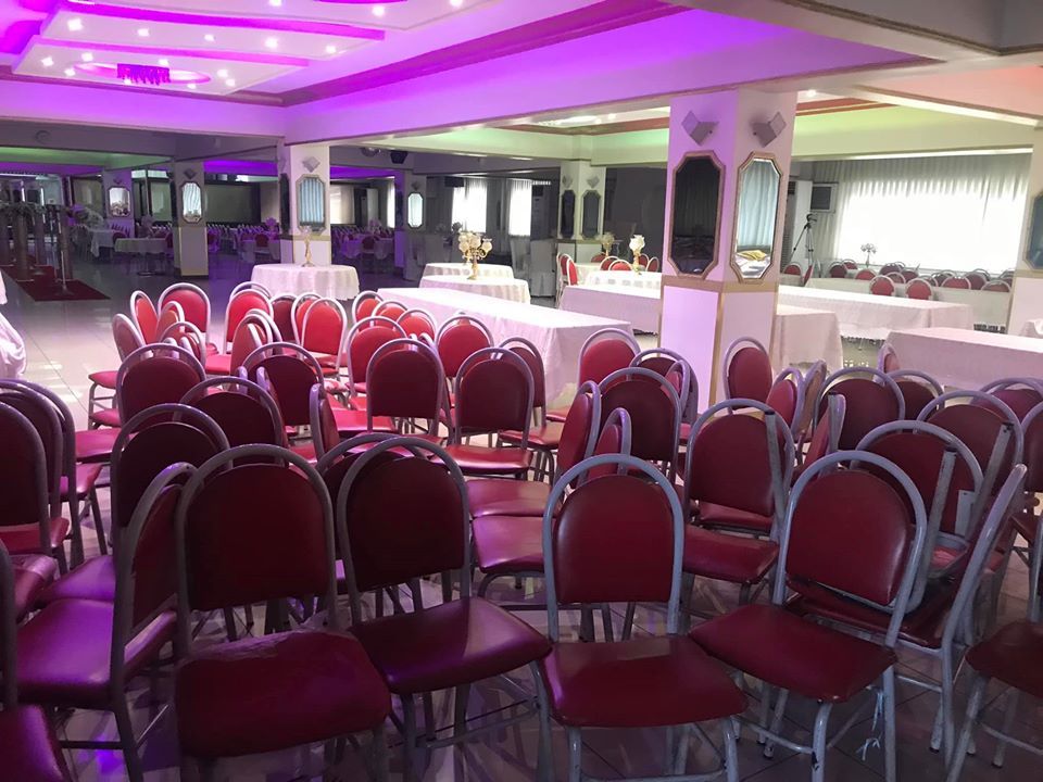 2.el temiz dügün lokanta sandalye