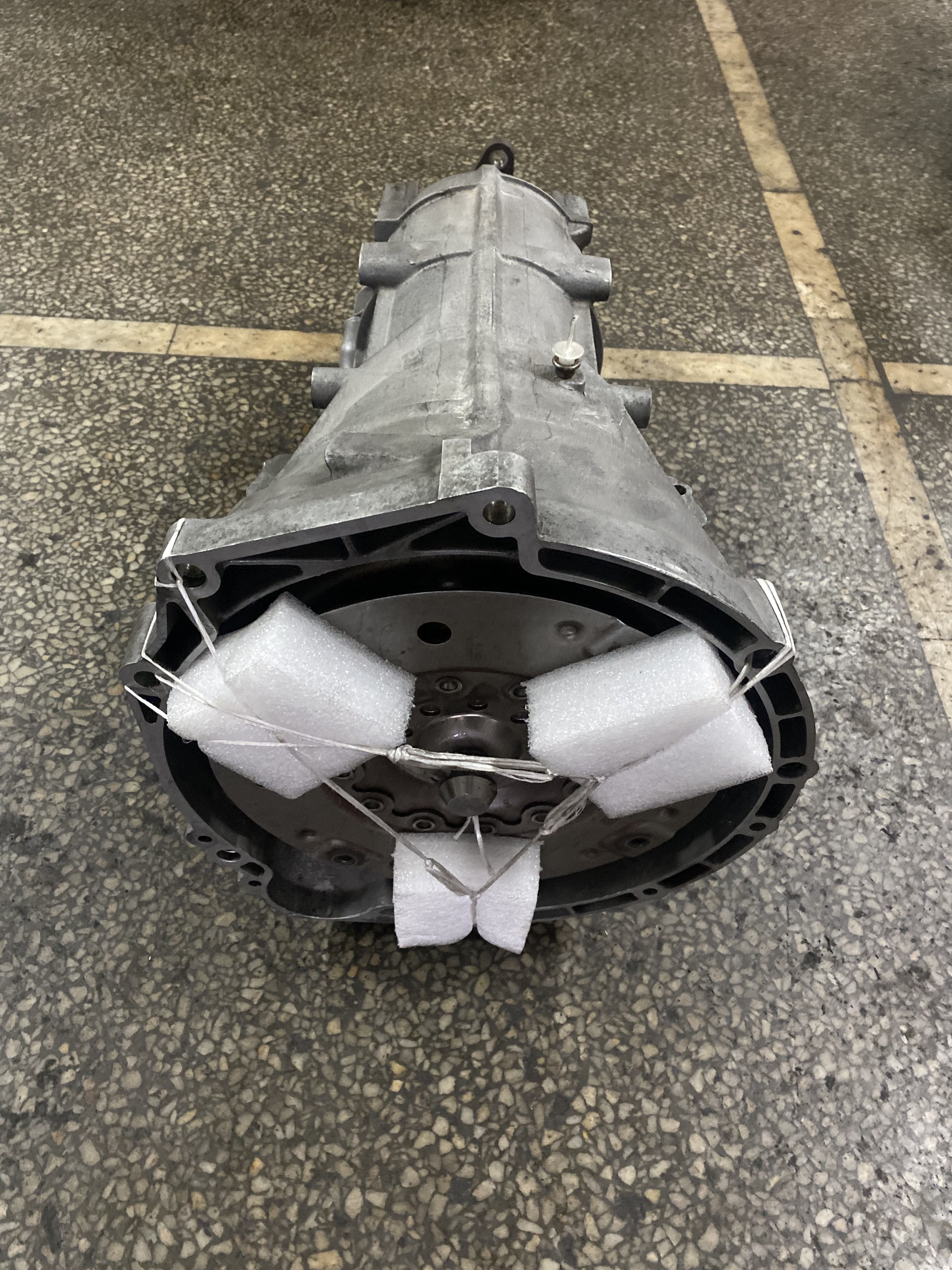 BMW ZF8 komple şanzıman - hurdapazari.com