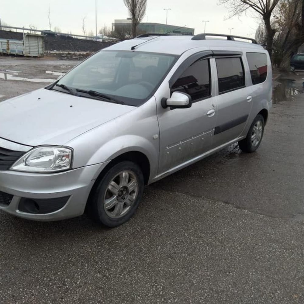 Dacia logan 2011