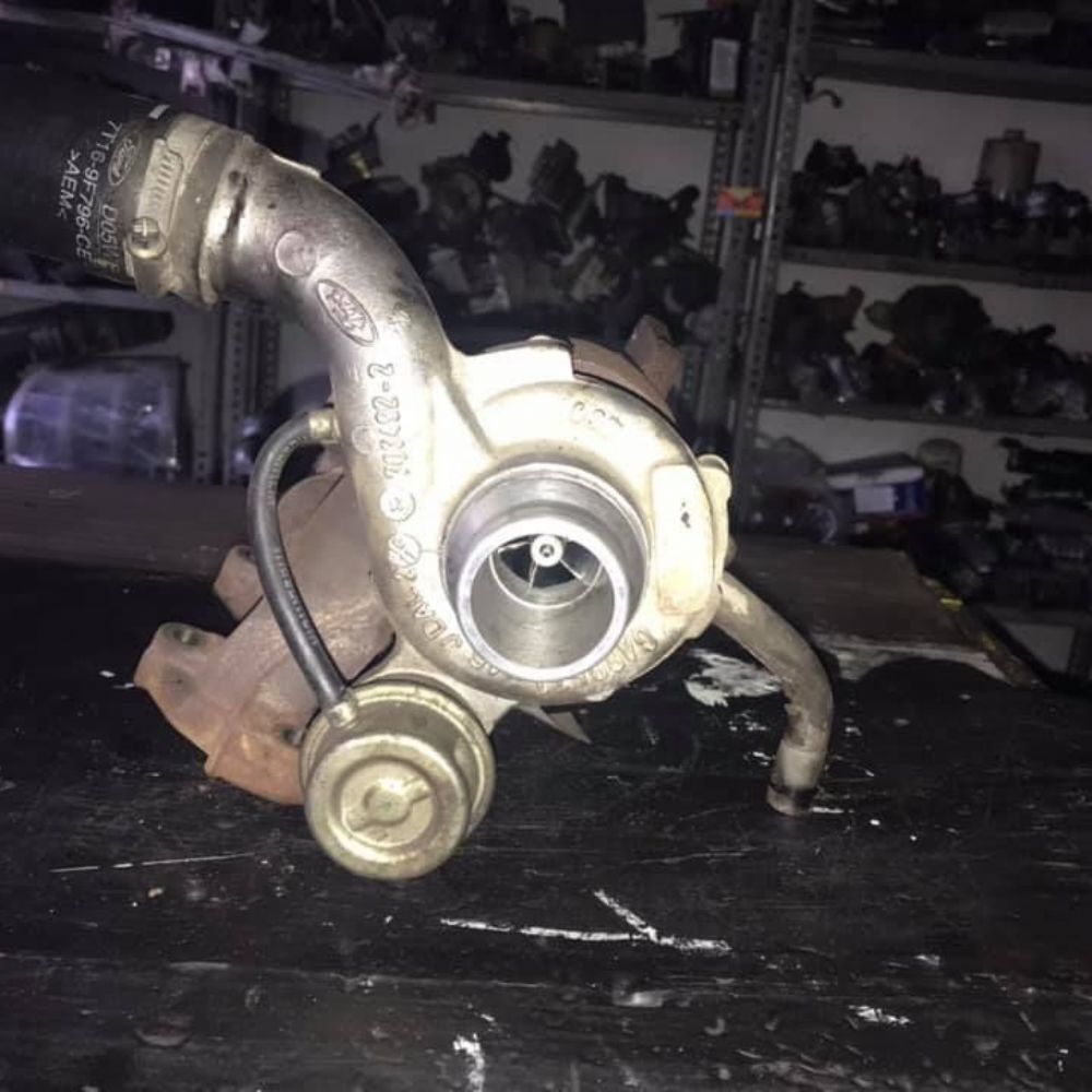 Tuyau Refroidisseur Intermédiaire TURBORURY Pour Ford Transit Connect 1.8 TDCi - Compatible 75-115CV